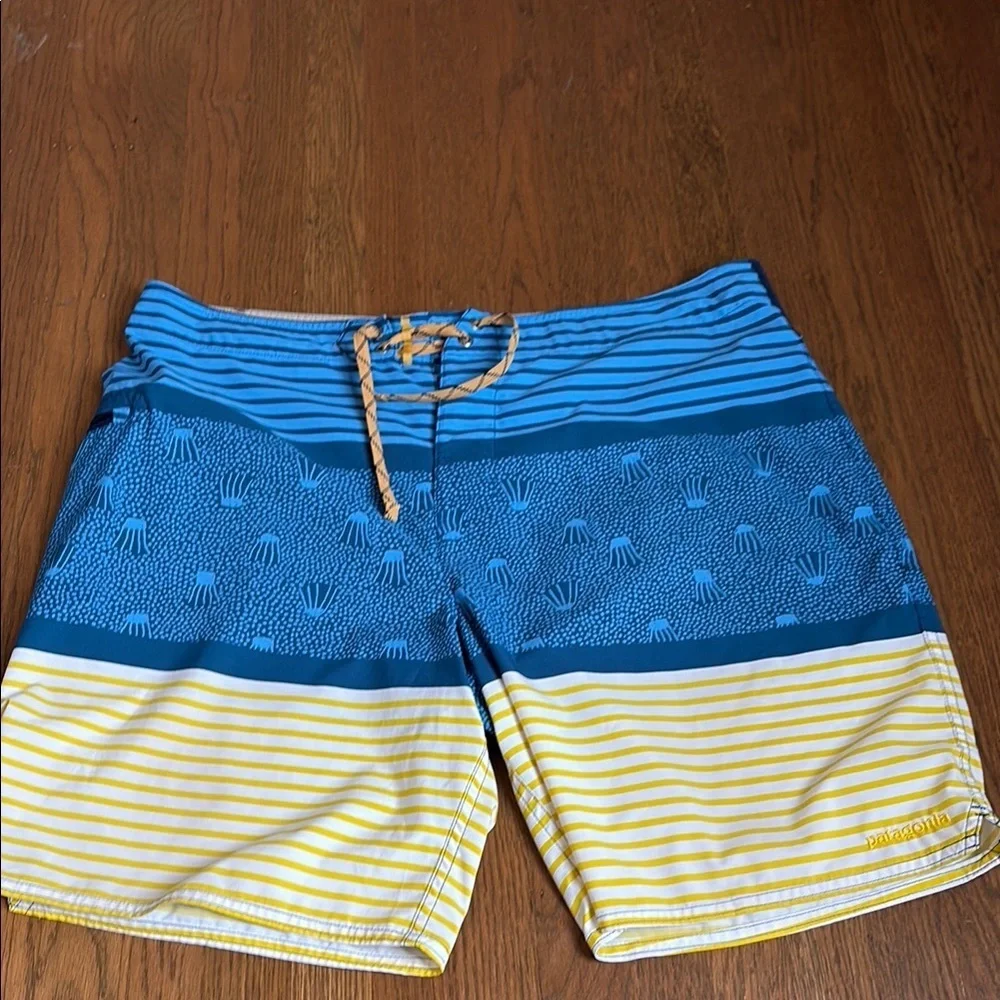 Patagonia Blue and Yellow Patterned Swim trunks size 38